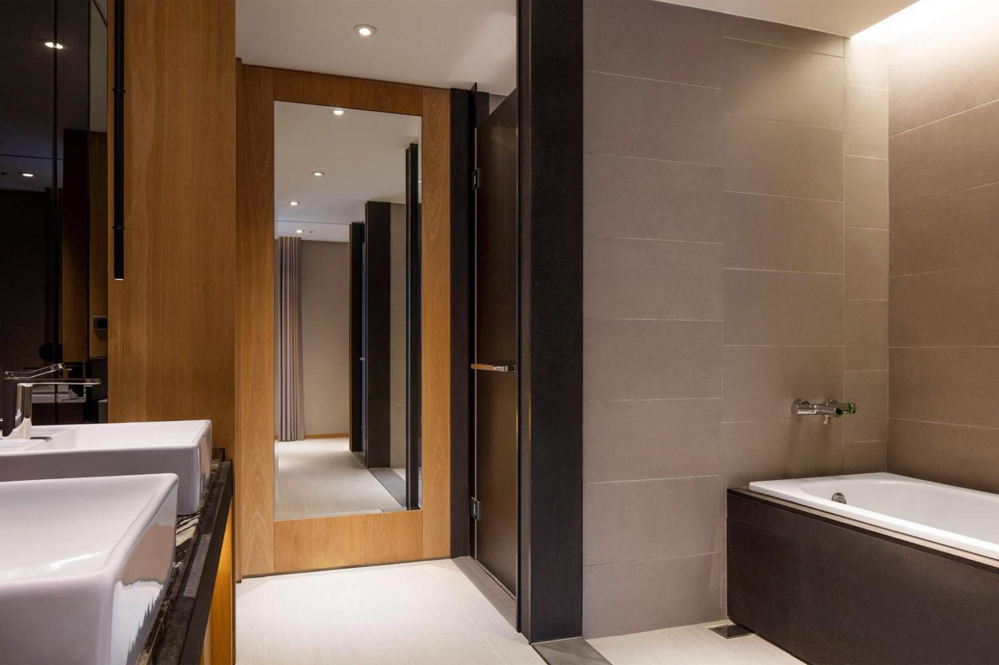 Aloft Taipei Zhongshan Екстериор снимка