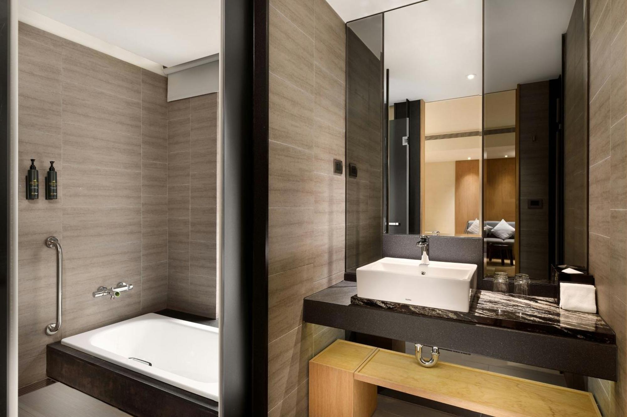 Aloft Taipei Zhongshan Екстериор снимка